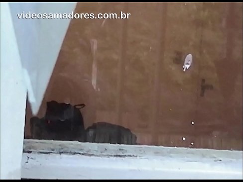 ❤️ Kara ọkunrin wiwo rẹ orebirin pẹlu miiran eniyan, gbigbasilẹ a fokii fidio lai disturbing awọn tọkọtaya ️ Ohun onihoho didara